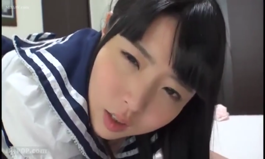 室内 · 俯身 · 脸部特写 · 迷离 · 凝视 · JK制服 · 亚洲