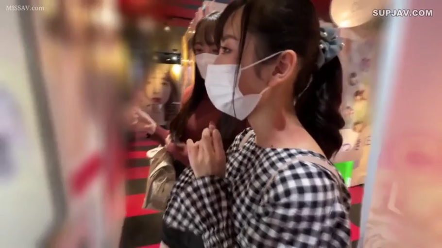 全裸 · 和室 · 面部特写 · 唾液 · 沉醉 · 抬头 · 拉扯嘴角