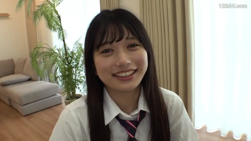 坐姿 · 中景 · 微笑 · 酒杯 · 剧情 · 和服 · 日式旅馆 · 饮酒交谈