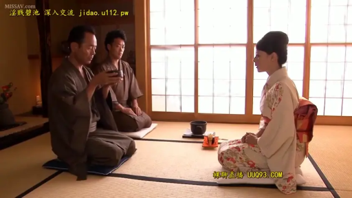 和室 · 全景 · 端庄 · 正坐 · 和服 · 茶具 · 日本文化 · 茶道