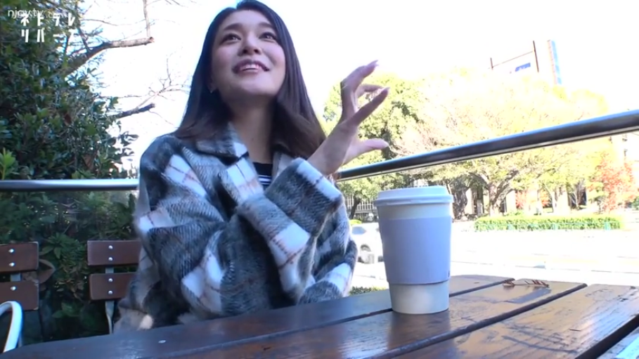 办公室 · 性交 · 中景 · 趴姿 · 黑短裙 · 桌子 · 欢愉 · 强迫感