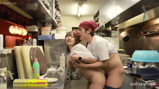 全身 · 性交 · 后入式 · 厨房 · 沉醉 · 有码 · 厨具 · 厨师服