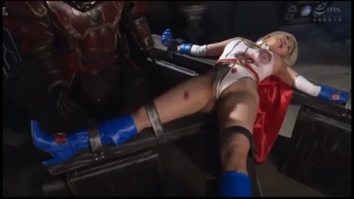 室内 · 全身 · 角色扮演 · 仰卧开腿 · 痛苦 · 紧身衣 · 被束缚 · 固定台