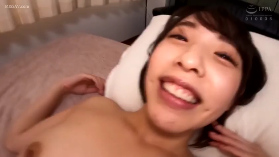 坐姿 · BDSM · 调教 · 网袜 · 冷酷 · 绳索 · 室内红沙发