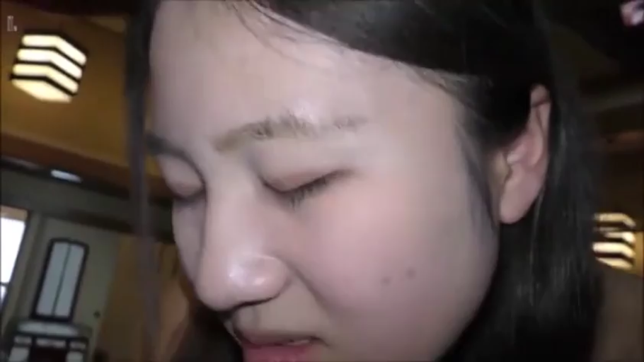 室内 · 脸部 · 低头 · 迷离 · 特写 · 性快感