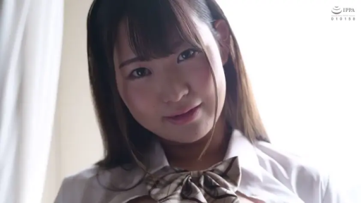 室内 · 脸部特写 · 甜美 · 俯拍 · 俯视镜头 · 格子领结 · JK制服衬衫 · IPPA标识