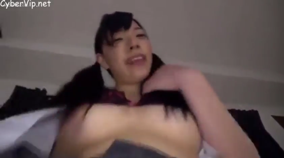 室内 · 胸部 · 制服