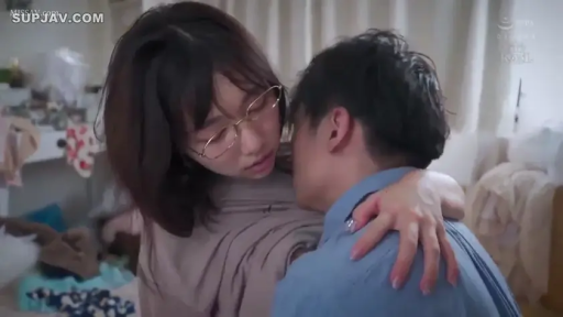 室内 · 投入 · メガネ · 中景 · 抱擁 · 私服 · 调情 · 熟女