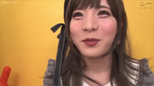 室内 · 面部 · 微笑 · 女仆装 · 正面 · 发带 · 大头贴 · 闭眼大笑