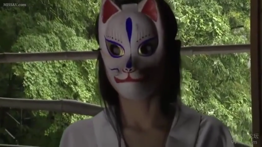 面部特写 · 户外 · 正面 · 白色和服