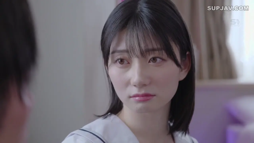 室内 · 委屈 · 脸部特写 · 凝视 · 水手服 · 日系 · 正面