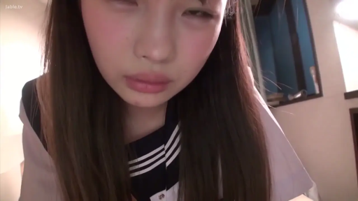 室內 · 俯身 · 脸部 · 迷離 · 注視 · 水手服 · 长发