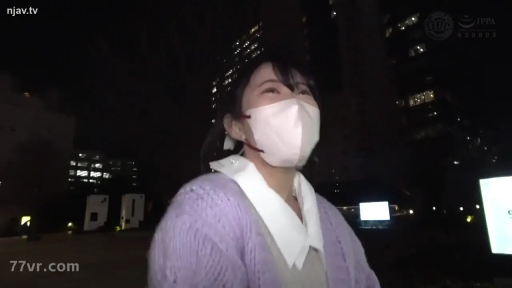 诱惑 · 全身特写 · 站立姿势 · 恶魔翅膀 · 性感盔甲比基尼 · 虚构幻想空间 · 属性界面展示 · 二次元H游戏