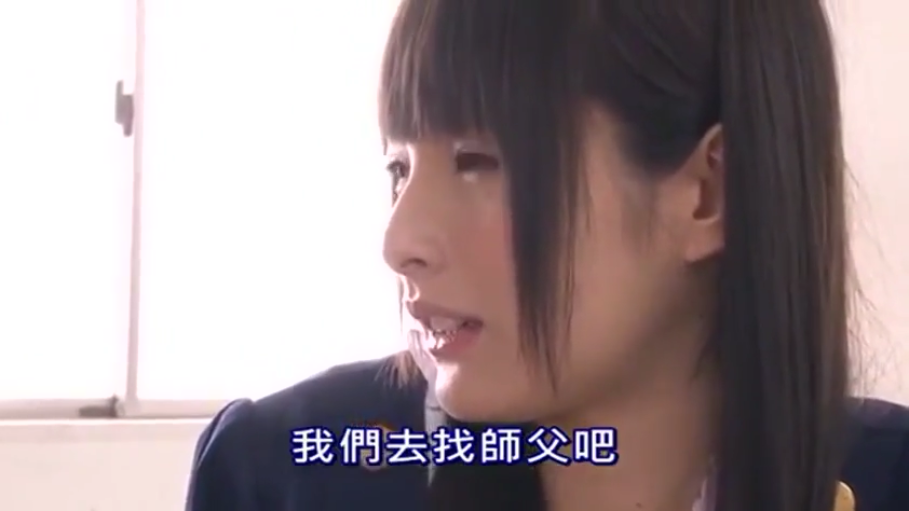 室内 · 脸部特写 · 学生制服