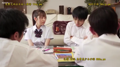 全景 · 日系校服 · 课本 · 多人出镜 · 室内リビング · 严肃沉稳 · プロット会話 · 围坐姿势