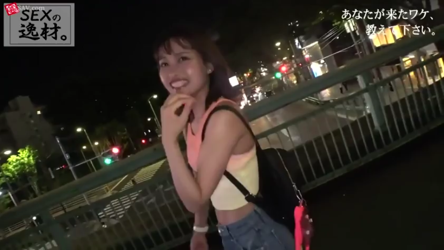 全裸 · 卧室 · 自慰 · 枕头 · M字开腿 · 高潮脸 · 私处 · 无码
