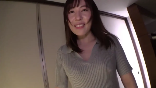 室内 · 全裸 · 陶醉 · 露点 · 舔舐 · 腋下 · 纸灯 · 举手背后