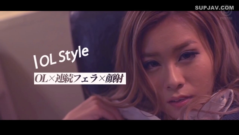 室内 · 坐姿 · 脸部 · OL装 · 注视 · 诱惑 · 日系