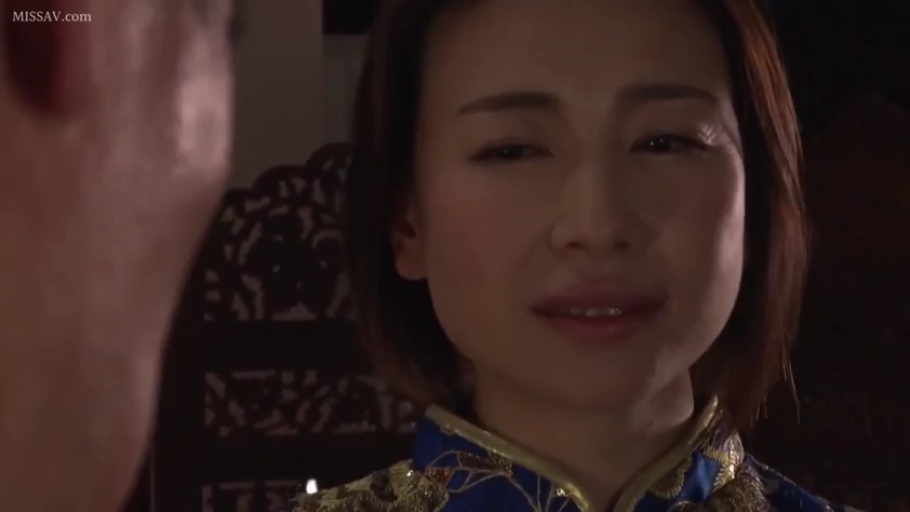 面部 · 俯身 · 卧室 · 口交 · 迷离 · 男根 · 婚纱 · 皇冠