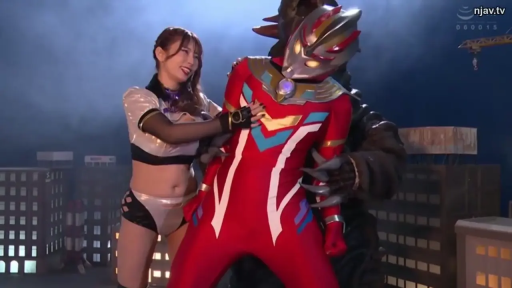 中景 · 站姿 · 抚摸 · 摄影棚 · 角色扮演服