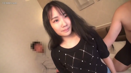 影棚 · 全裸 · 束缚 · M字开腿 · 高潮表情 · 电锯改装件 · 下体特写 · 器械震动
