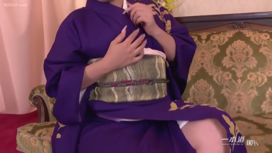 全身 · 全裸 · 销魂 · 多人 · 群交 · 开腿 · 垫子 · 帐篷