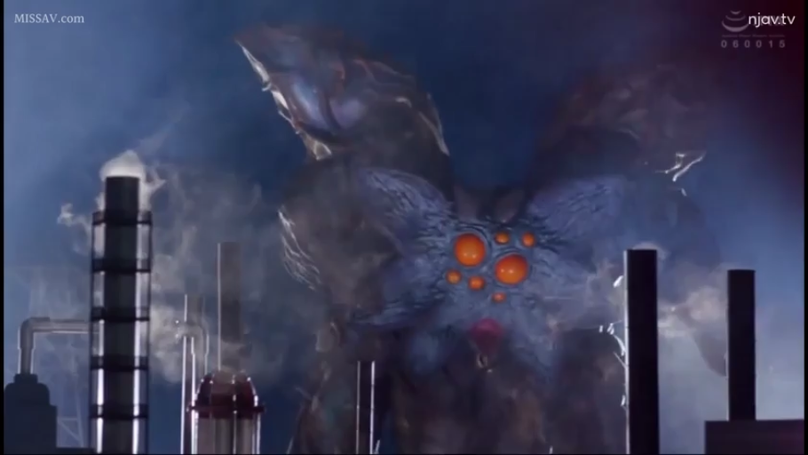 站立 · 全景 · 狰狞 · 工厂 · 烟雾 · 皮套 · 破坏