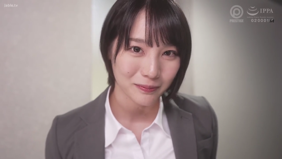 性交 · 卧室 · 陶醉 · 床 · 露出 · M字腿 · 阴部 · 黑色连体衣