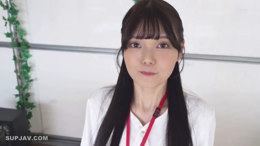 室内 · 白色衬衫 · 面部特写 · 正面站立