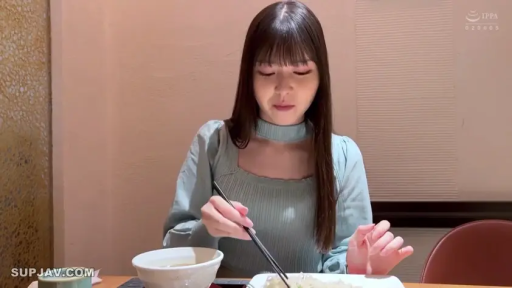 全裸 · 卧室 · 愉悦 · 中景 · 床 · 跪姿 · 露点 · 前戏