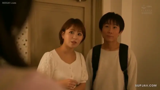 Indoor · Stand · Casual wear · Plot · 交流 · 惊讶 · Backpack