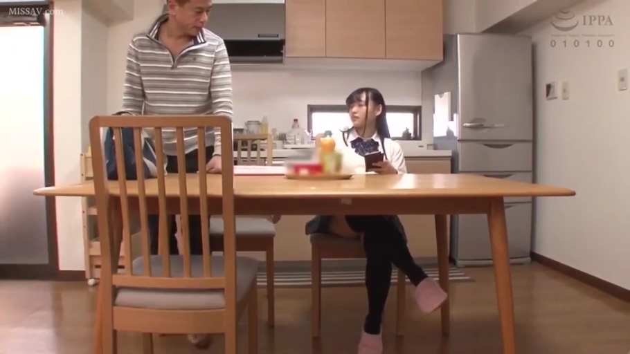 坐姿 · 交谈 · 严肃 · 厨房 · JK制服 · 钱包 · 日常剧情