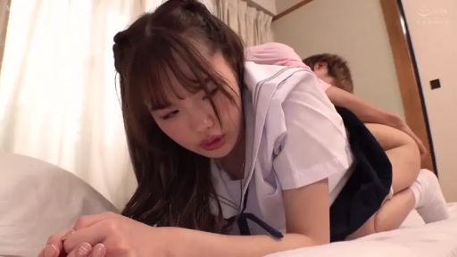 性交 · 顔部のクローズアップ · 寝室 · 迷離 · 水手服 · 长发 · 俯卧位