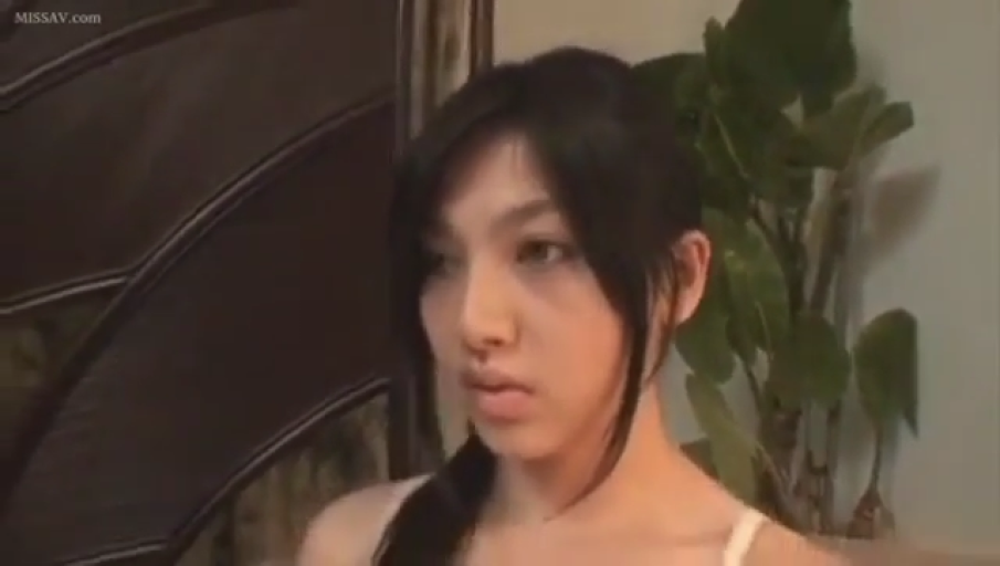 全裸 · 陶醉 · 长发 · 书房 · 书架 · M字腿 · 阴部特写 · 跨坐自慰
