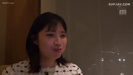室内 · 性交 · 投入 · 全裸 · 全景 · 枕头 · 俯拍 · 传教士位