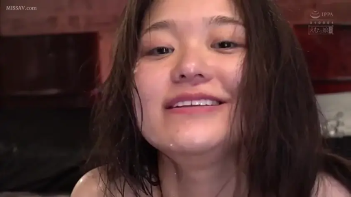 Indoor · 面部 · Fully nude · 特写 · Blush · Look straight into the camera