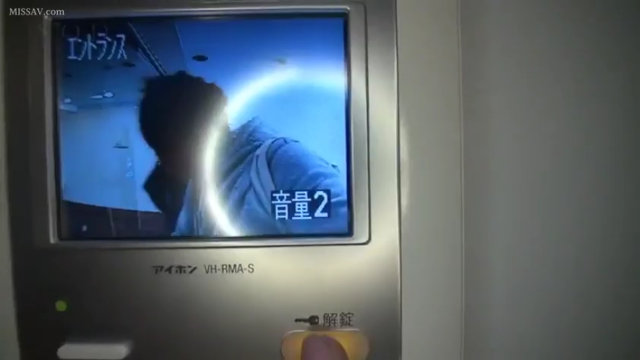 室内 · 全身 · 愉悦 · 性行为 · 亚洲人 · 被抱起 · 紫色文胸