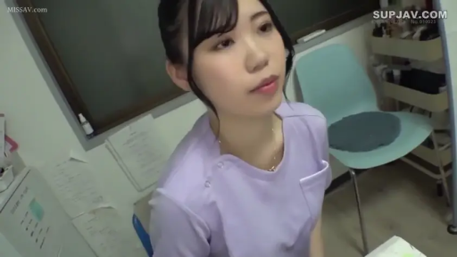 室内 · 眼镜 · 享受 · 躺卧 · 牛仔外套 · 乳房特写 · 前戏 · 舔弄