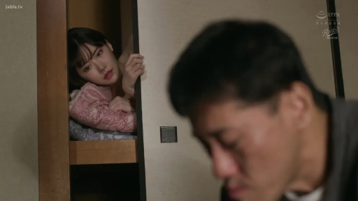 面部 · 全裸 · 注视 · 被褥 · 偷窥 · NTR · 躲藏 · 壁橱