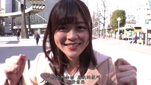 顔のクローズアップ · 开心 · 街头采访 · 屋外広場 · 牛角扣大衣 · 站立挥手 · 微笑交谈