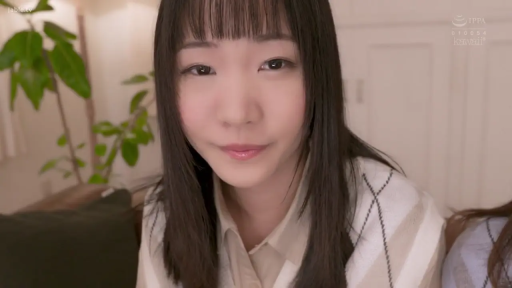 口交 · 中景 · 张口 · 酒店房间 · 跪姿 · 多人 · 黑色内衣 · 皮鞭