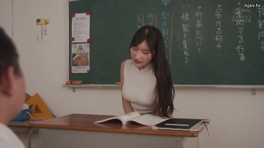 室内 · 马赛克 · 臀部特写 · 插入 · 视角 · 白色内裤 · 不可见 · 趴跪