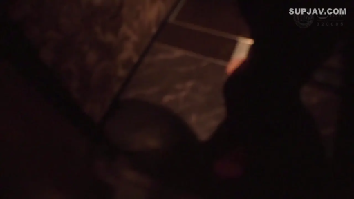 室内 · 特写 · 携帯電話 · UI界面 · 手持 · 拨打视频