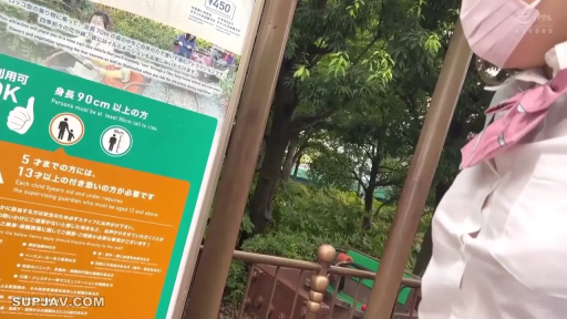 面部 · 眼镜 · 口交 · 马赛克 · 微笑 · 职业装 · 房间 · 跪立