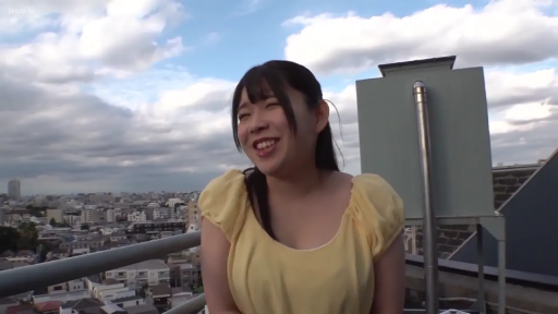 性交 · 卧室 · 迷离 · 中景 · 枕头 · 侧拍 · 抬腿位 · 内衣丝袜