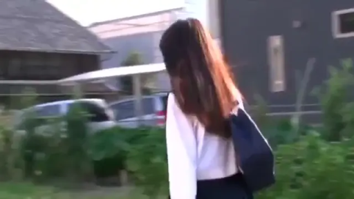 全裸 · 卧室 · 迷离 · 项链 · 特写 · 颜射 · 精液 · 卧姿