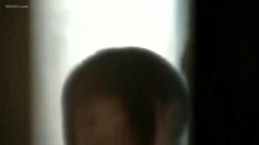 室內 · 臉部特寫 · 模糊 · 模糊 · 正面 · 窥视 · 未知 · 磨砂玻璃