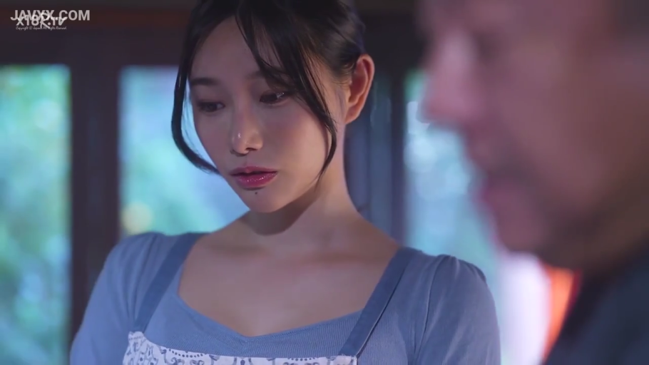 卧室 · 愉悦 · 仰卧开腿 · 中景 · 舔阴 · 女仆装 · 无码 · 粉色床单