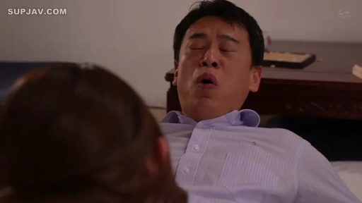 卧室 · 销魂 · 口交 · 仰卧 · 面部特写 · 衬衫 · 中文字幕