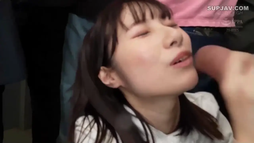 Indoor · Close-up of the face · oral sex · Close your eyes · White top · 阴茎 · Tilt head back · 痴汉系列